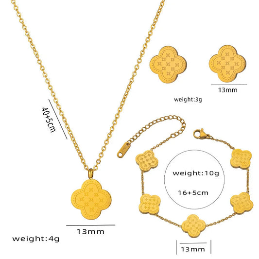 Moderate Luxury Quadrilateral Geometric Heart Titanium Steel 18K Gold Plated Necklac