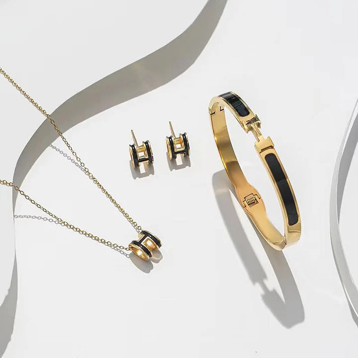 Moderate Luxury Letter Text Number Titanium Steel 18K Gold Plated Necklaces