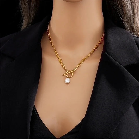 Baroque Pearl Decorative Necklace Niche Spring Summer OT Buckle Collarbone Chain 2023 Women's Trend